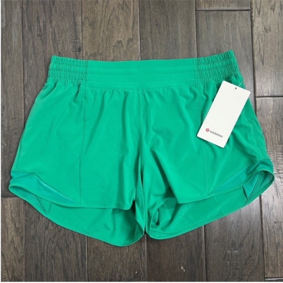 Lululemon NWT Hotty Hot High-Rise Lined Short 4" Kelly Green - Picture 2 of 10